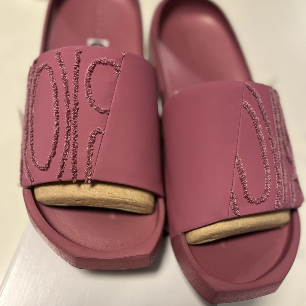 Jordan Slides - Picture 2 of 9